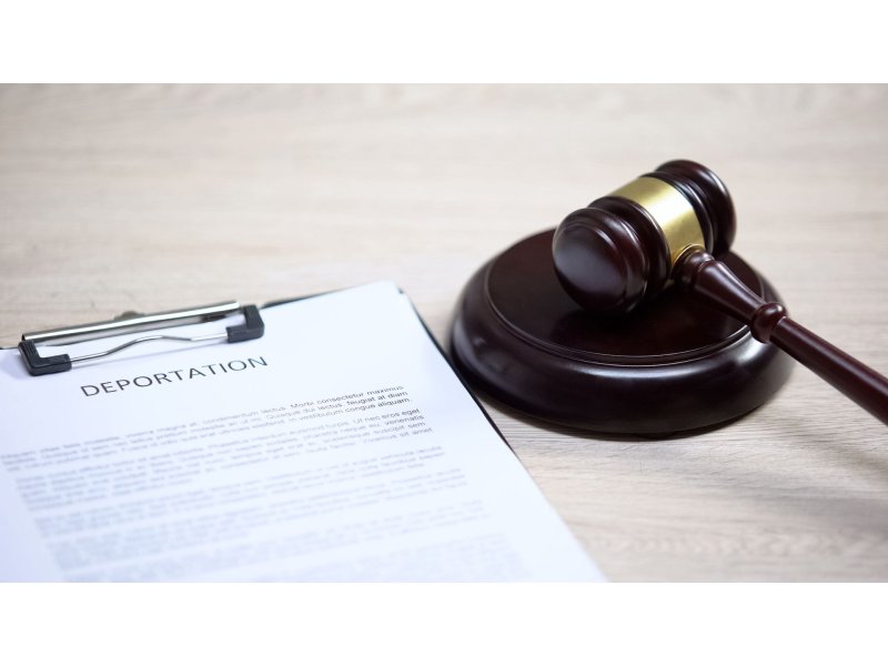 Türkiye'den Sınır Dışı (Deport) Kararı: Nedenleri, Süreci ve İdari Gözetim