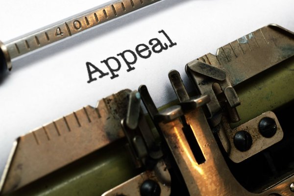 Sınır Dışı Etme Kararına İtiraz ve Dava Yolu: Haklarınız ve Süreler